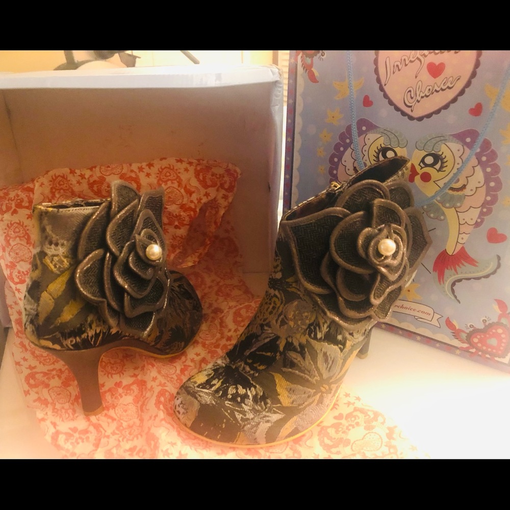 Booties In Gorgeous Gray print accented with pearled flower. Wow Factor.